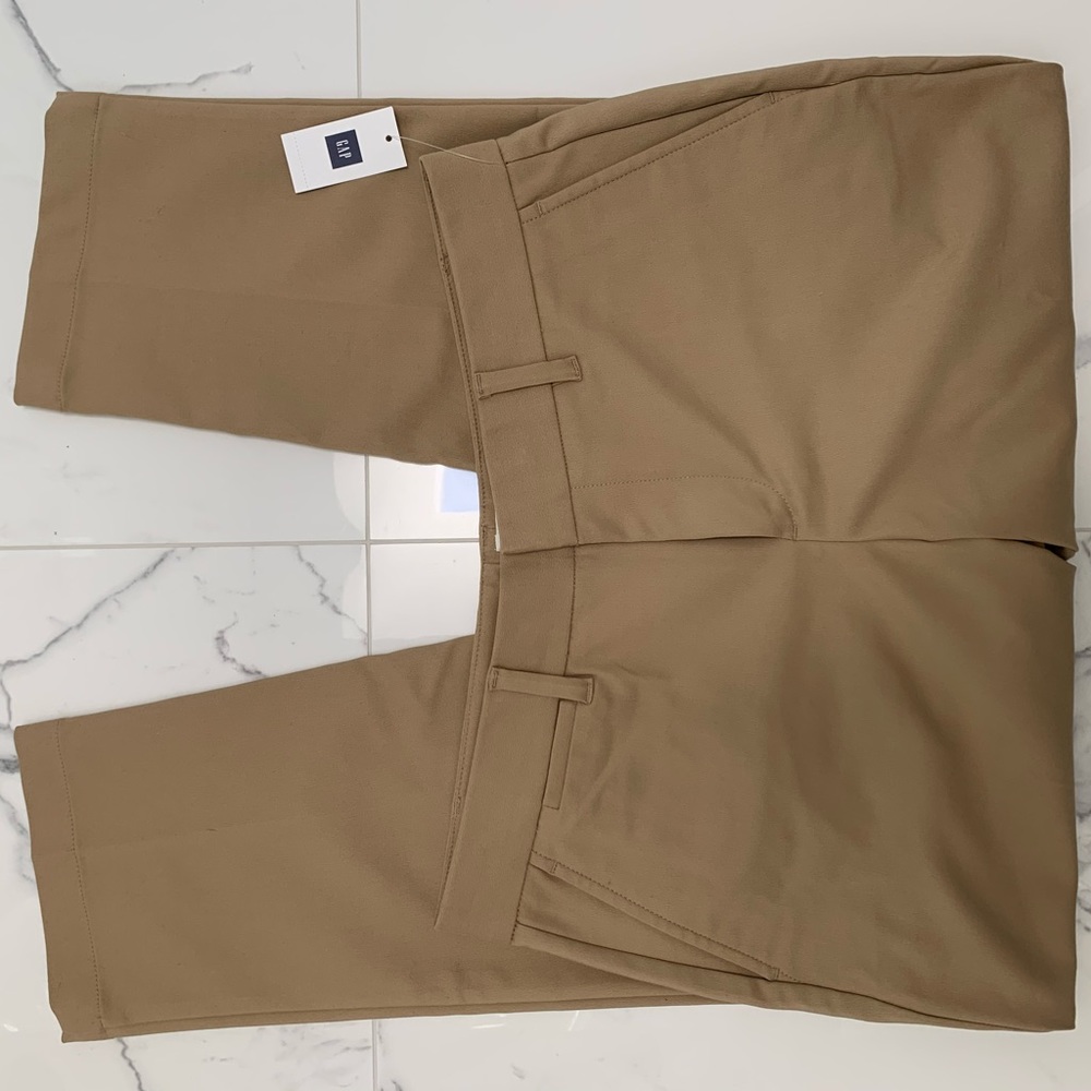 NWT Gap slim crop pants